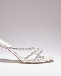 Dune London Midsummers 159 GBP www.dunelondon.com