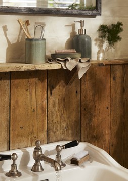 Salvage Yard AW26