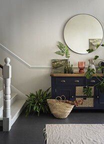 https://www.prshots.de/contents/archives/194/254/images/thumb350x287_auto/furniture_village_furniturevillage-hewittlargesideboard799hallim_8587b_thumb.jpg