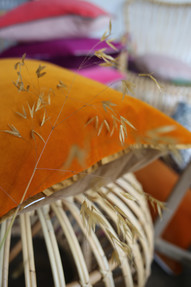https://www.prshots.de/contents/archives/1979/1012/images/thumb350x287_auto/designers_guild_new-accessories_aw20_294892_thumb.jpg