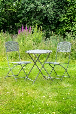 Bistro Set NT Oak Leaf Sage Brown £350