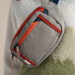 National Trust Kiwi Waistpack	in Vert £28.00