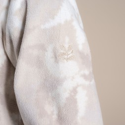 Reedmace Half Zip in Oyster Print £50.00
