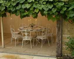 Oxleys National Trust Octavia 8 Seat Set