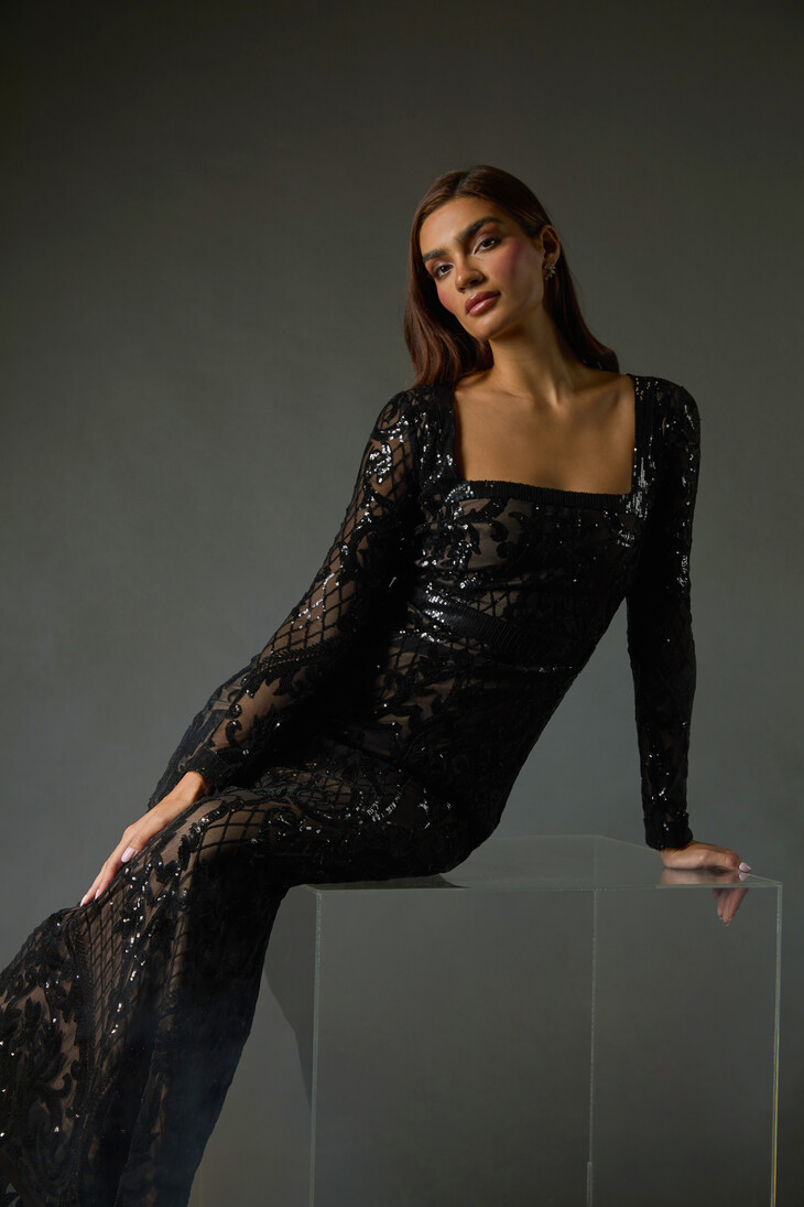 roman originals-ariella black lace scalloped square neck maxi dress-ref1928828