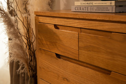 Valencia Oak 5 Drawers Chest - RRP €899 NOW €399