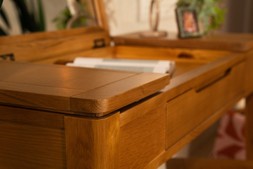 Valencia Oak Dressing Table with Mirror - RRP €699 NOW €325