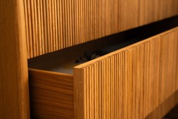 Fuller Oak 3 Drawers Chest - RRP €1,899 NOW €999
