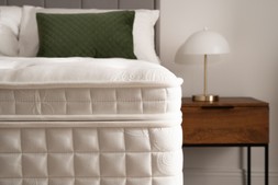 Evernight Natural Opulence 4'6' Mattress Double RRP €1,999 Now €1,099
