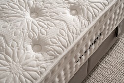 Evernight Natural Indulgence 4'6' Mattress Double RRP €1,899 Now €999