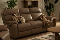Hugo Leather 3 Seater Electric Recliner Sofa - (RRP €2,499) NOW €1,599