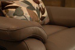 Hugo Leather Electric Recliner Armchair - (RRP€1,399) NOW €899