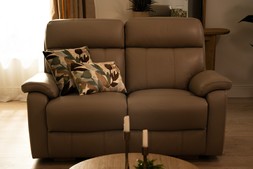 Hugo Leather 2 Seater Manual Recliner Sofa - (RRP€2,099) NOW €1,299