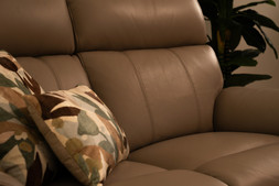 Hugo Leather 2 Seater Manual Recliner Sofa - (RRP€2,099) NOW €1,299