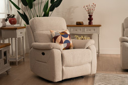 Marlow Milan Electric Recliner 0001 RRP €949 Now €599