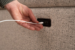 Toronto Retro 3 Seater Electric Recliner Sofa RRP €1,999 Now €1,299