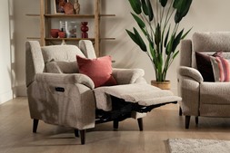 Sofia Electric Recliner Chair with USB Switch Control CC RRP €1,399 Now €799
