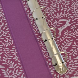 Ring Binder Dancing Hare Violet