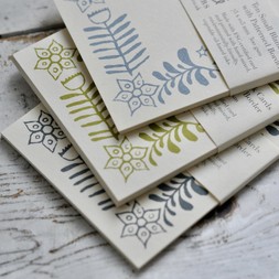 10 Small Cards with Patterned Border