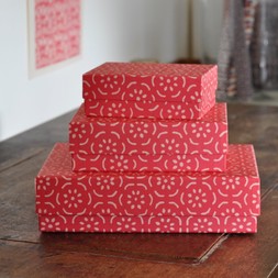 A Nest of Three Simple Boxes in Pear Halves Permanent Rose