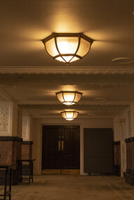 https://www.prshots.de/contents/archives/2628/1246/images/thumb350x287_auto/fritz_fryer_the-birmingham-grand-fritz-fryer-lighting_20_thumb.jpg