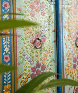 Hand Painted Shutters With Mirror £165