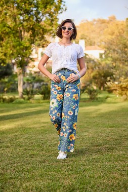 Sierra Printed Floral Wide Leg Trousers £60