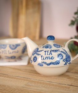 Blue Willow Tea For One Set £22