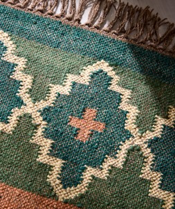 Boho Floral Kilim Fringe Rug £195