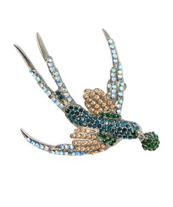 BK209A1 Winter's Song Sparkle Brooch £15