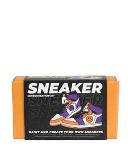 GH661A 1 Sneaker Painting Kit £20