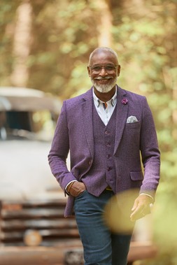 JA767A Fabulous And Fun Blazer Purple £110