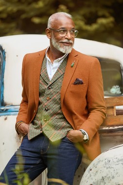 JA773A Sensational Style Blazer Rust £110