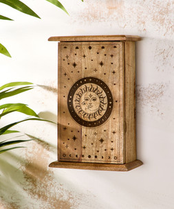 Serene Bohemian Celestial Sun And Moon Key Box £25 ZA740A 1