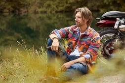SM815A Wildside Long Sleeve Shirt Multi £55