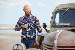 SM832A Sensational Skull Long Sleeve Shirt Navy £40