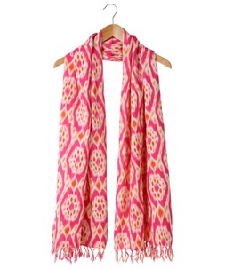 Warm Breezes Crinkle Scarf £15