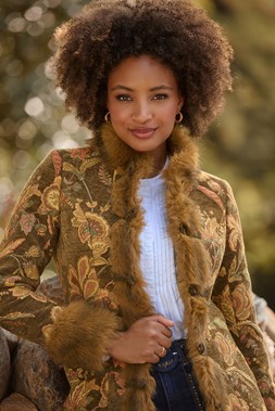 WJ760A Lara Jacquard Coat £120
