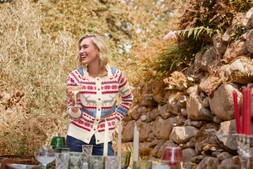 WK870A Winter Wonder Cardigan £45