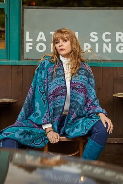 WU026D HB553A Dakota Desert Warm Wrap Teal £40 112