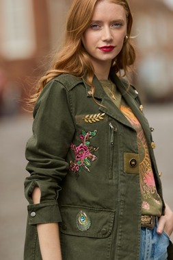 WU259A Dreamer Acid Wash T-Shirt Green £25 WJ742A Astrid Embellished Utility Jacket Khaki £85 102