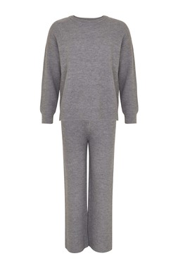 TK Maxx - Grey woolen trousers and jumper &euro;46.99