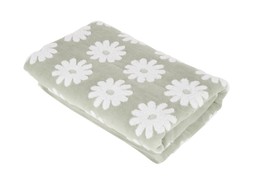 TK Maxx Green daisy towel €12.99