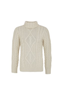 FI5014 TK Maxx - Women - white wooly jumper - €79.99 ( RRP €120.00) 18044