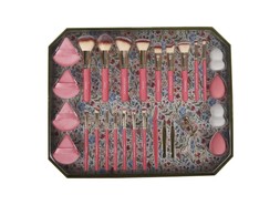 TK Maxx make up set €34.99