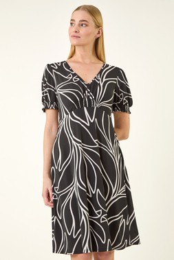 Roman Black Leaf Print Gathered Midi Dress