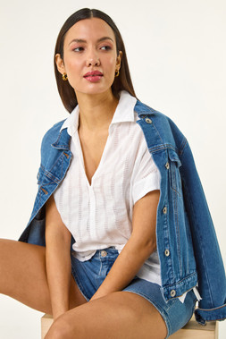 Roman Textured Collar V-Neck Top
