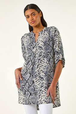 Roman Snake Print V-Neck Top