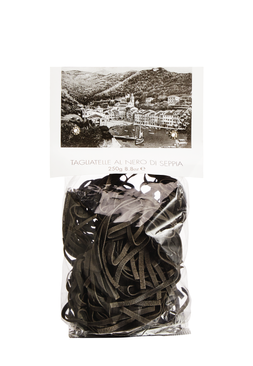 black tagliatelle pasta