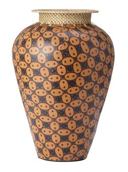Check Detail Vase